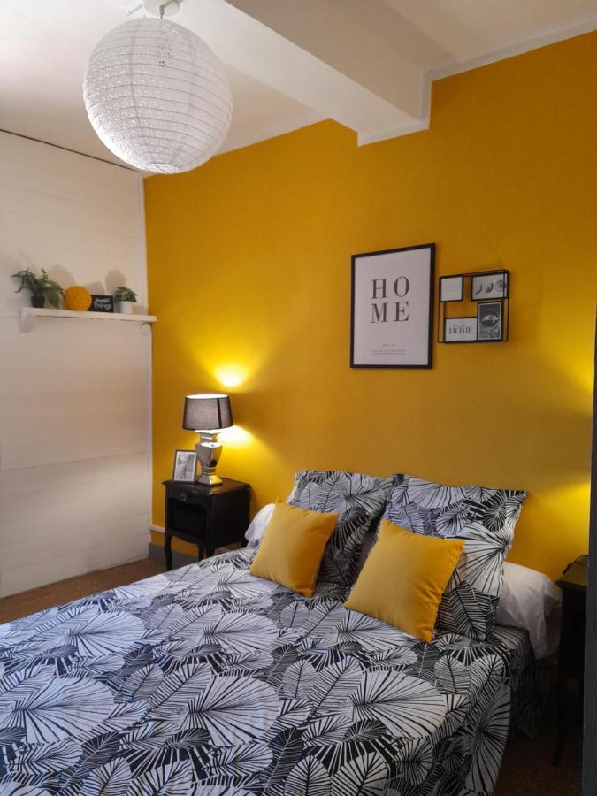 B&B Chambres "Chez Meme Germaine" Caramany Exterior photo
