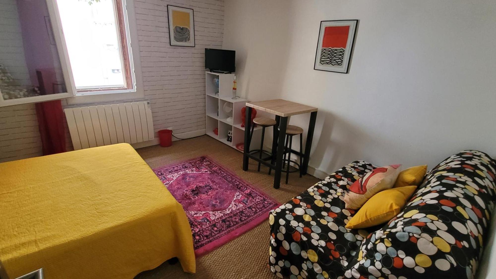 B&B Chambres "Chez Meme Germaine" Caramany Exterior photo